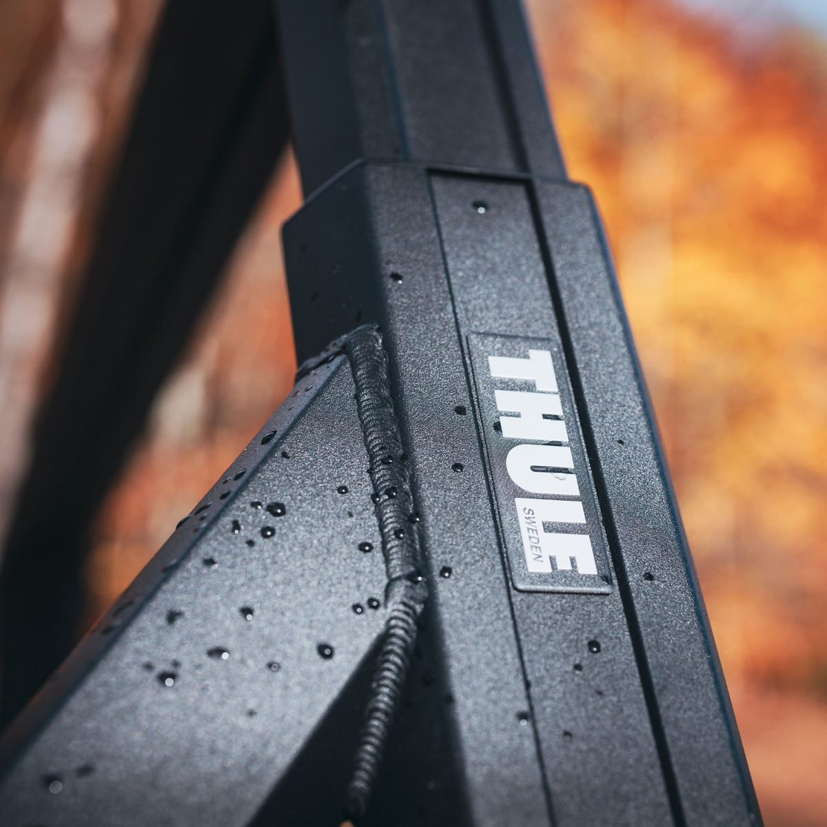 Thule Xscape tonneau upright (500051) 8