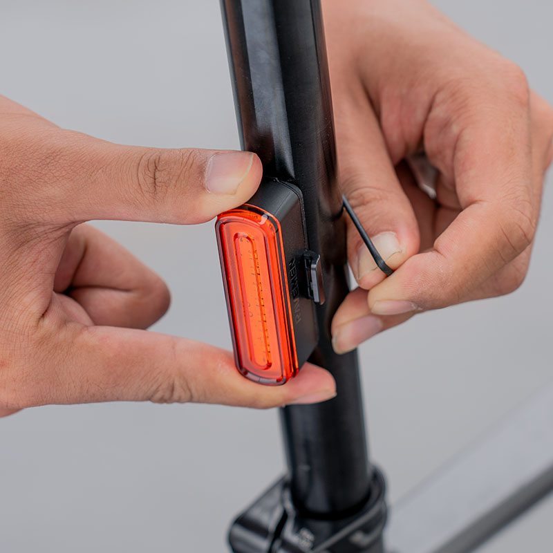 RAVEMEN TR30 — încărcare USB-C