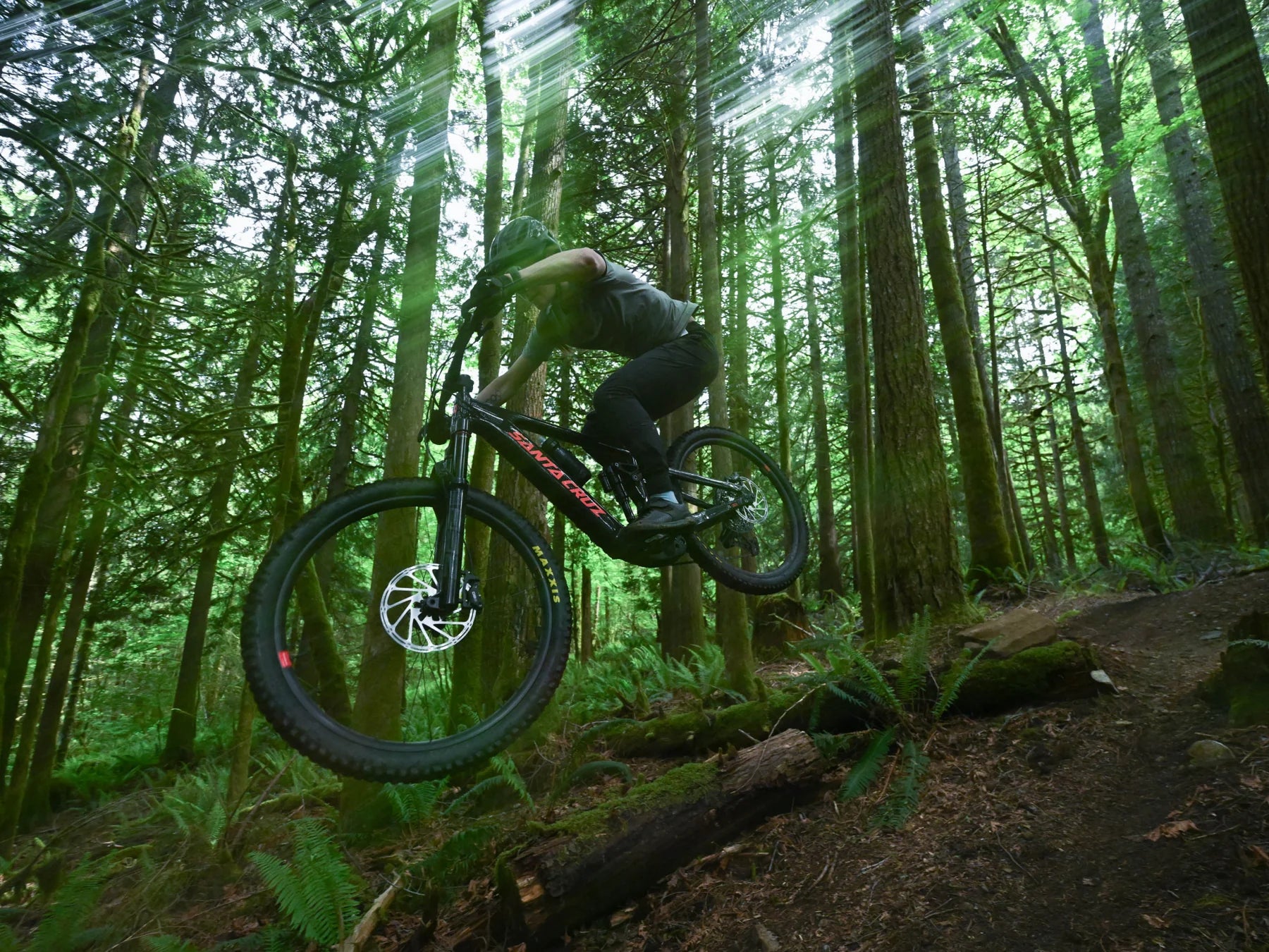 Bicicleta electrica MTB Santa Cruz VALA AL Deore