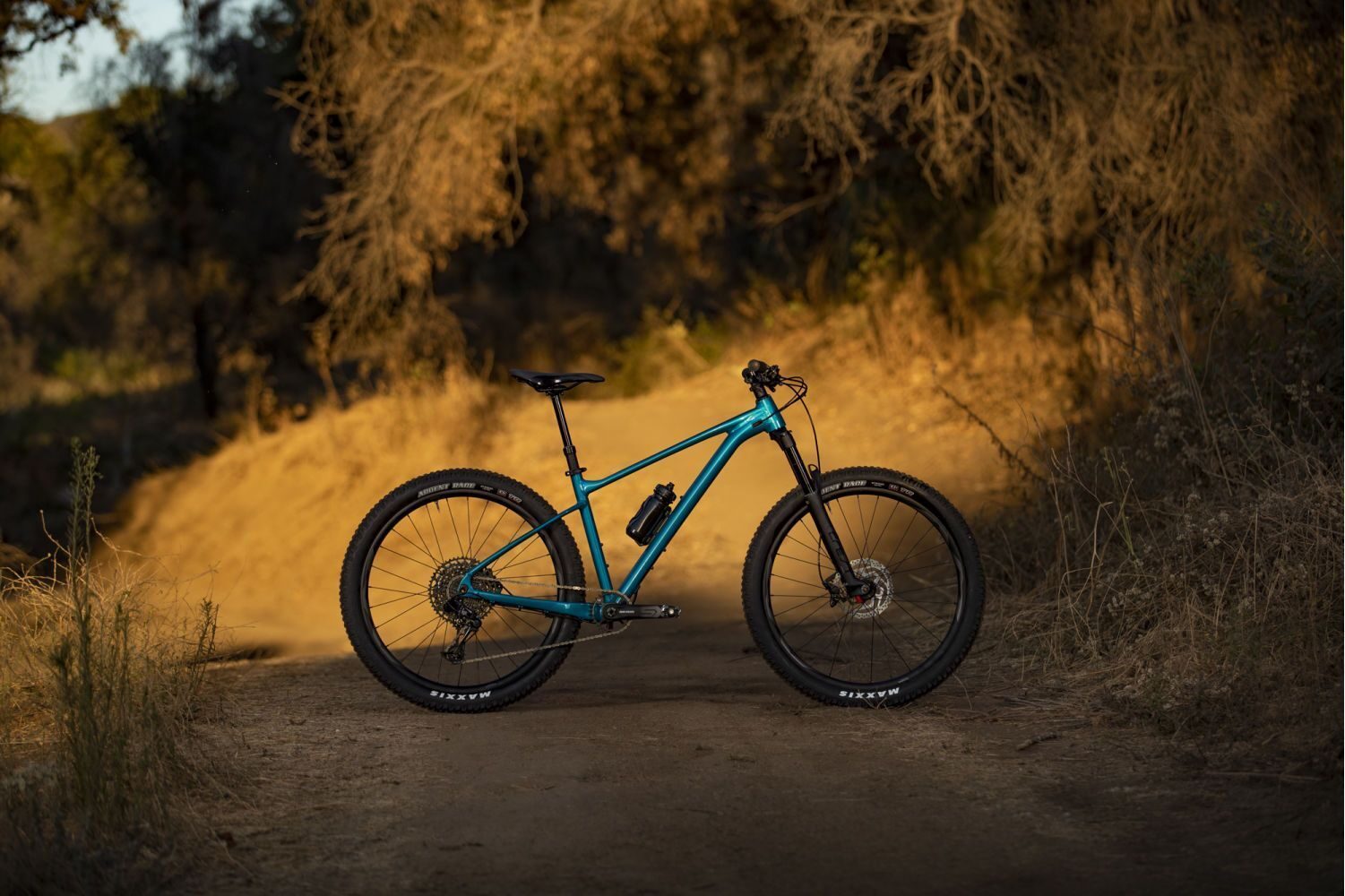 Bicicleta MTB GIANT Fathom 2 29 BlackBlue Ashes 2021 28 4