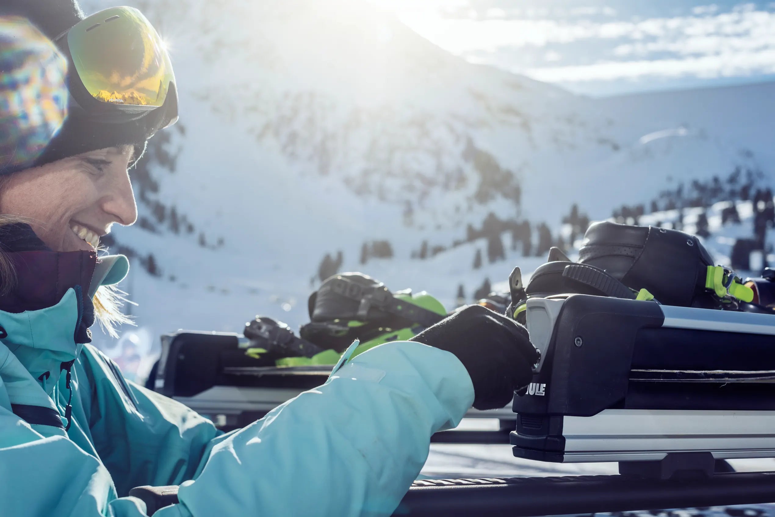 Suport schiuri Thule SnowPack 7326