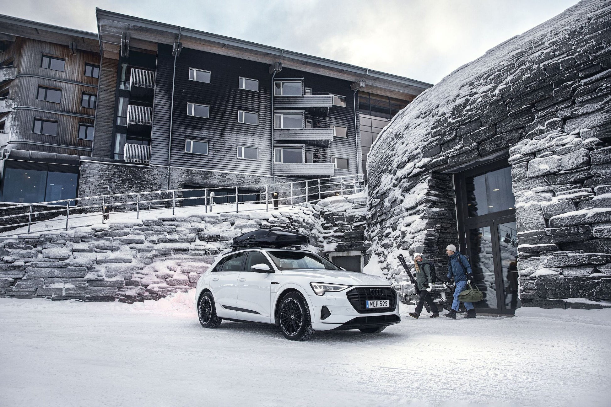 Large Thule Vector LS Are 201214 7342 4