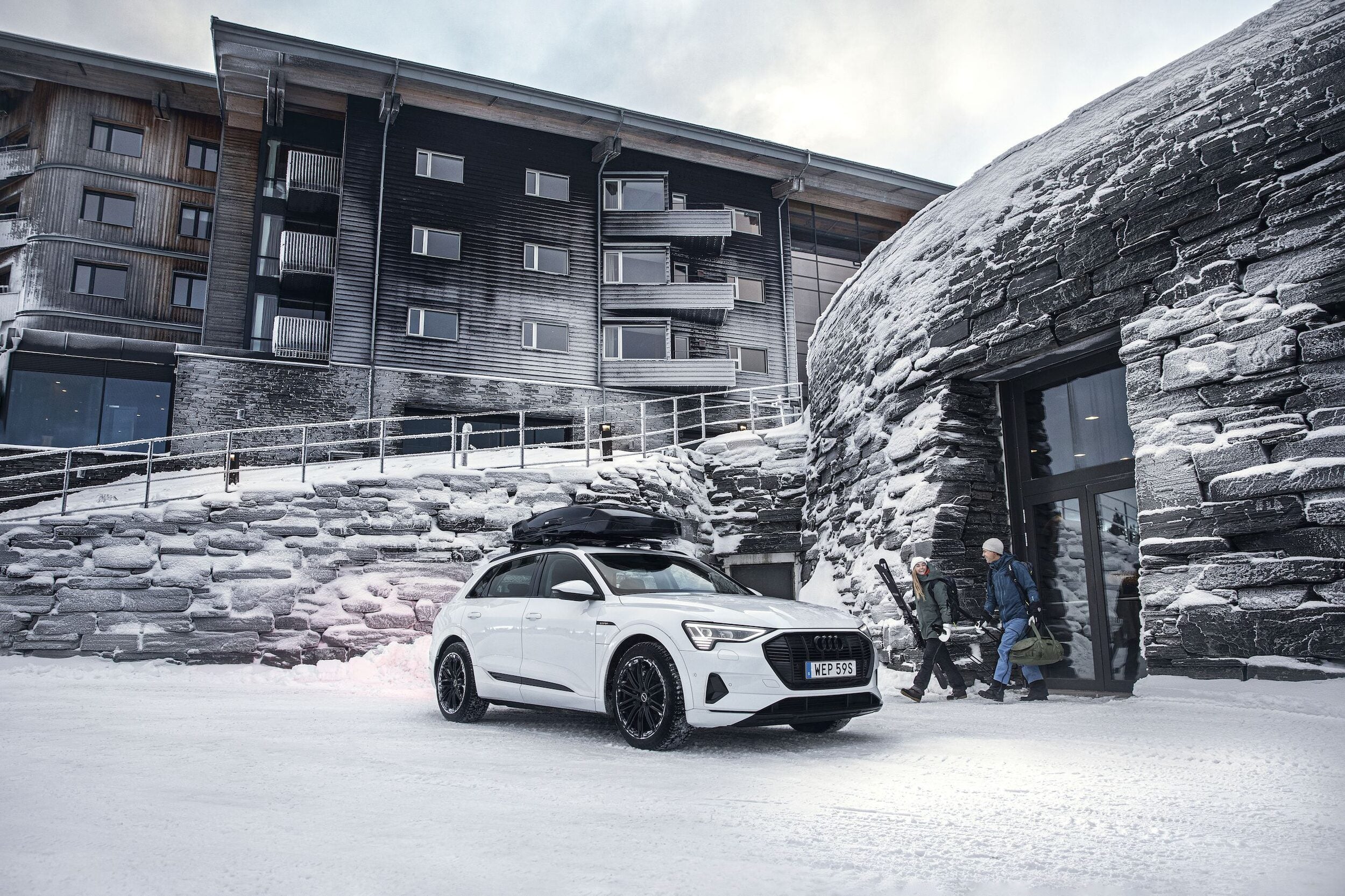 Large Thule Vector LS Are 201214 7342 4