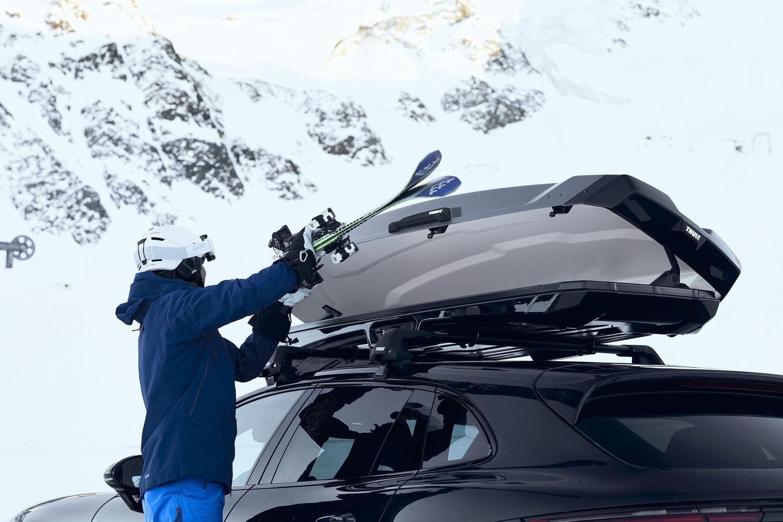 Large Thule Vector LS Austria Landscape 190218 9278 5