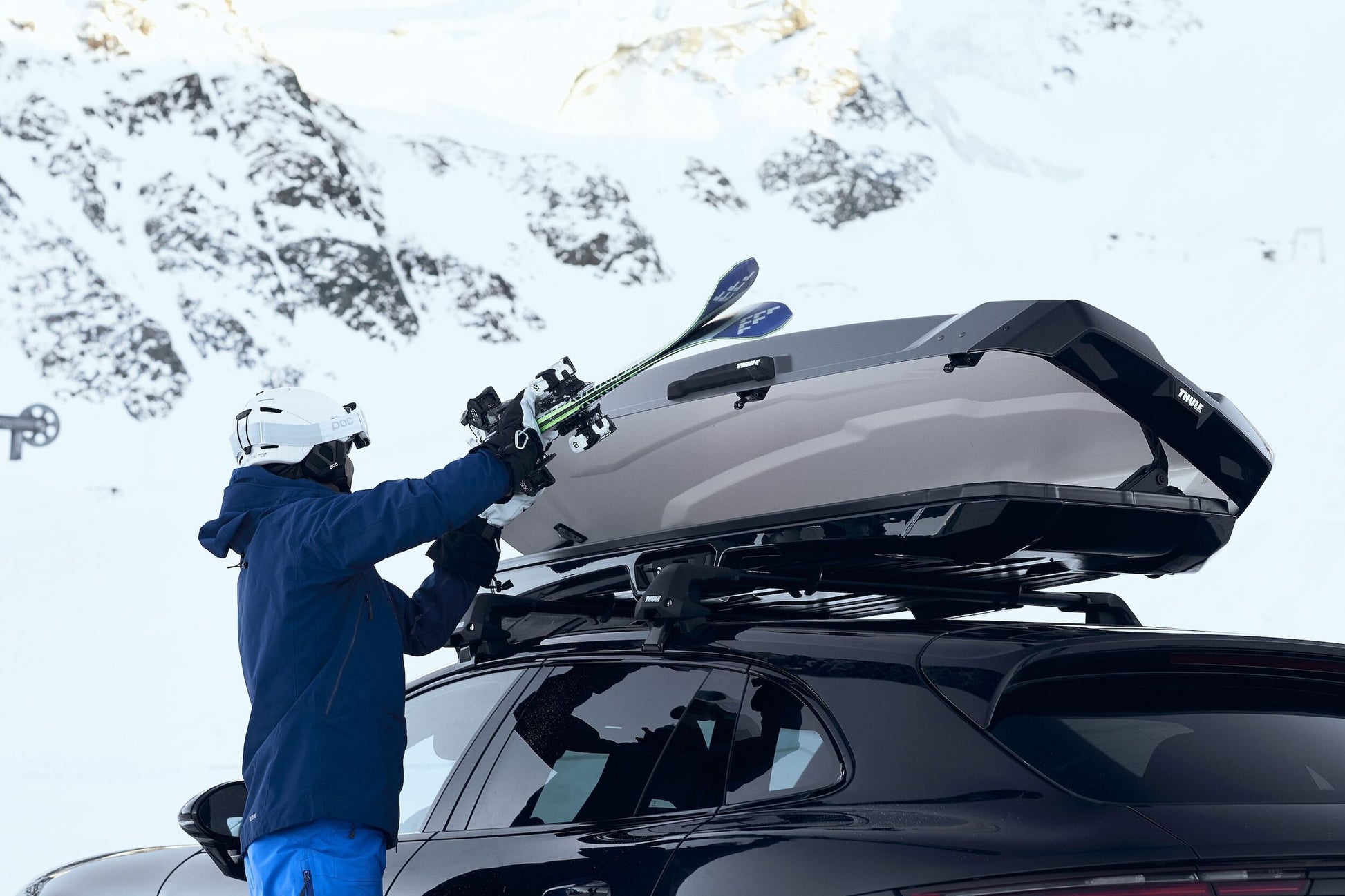 Large Thule Vector LS Austria Landscape 190218 9278