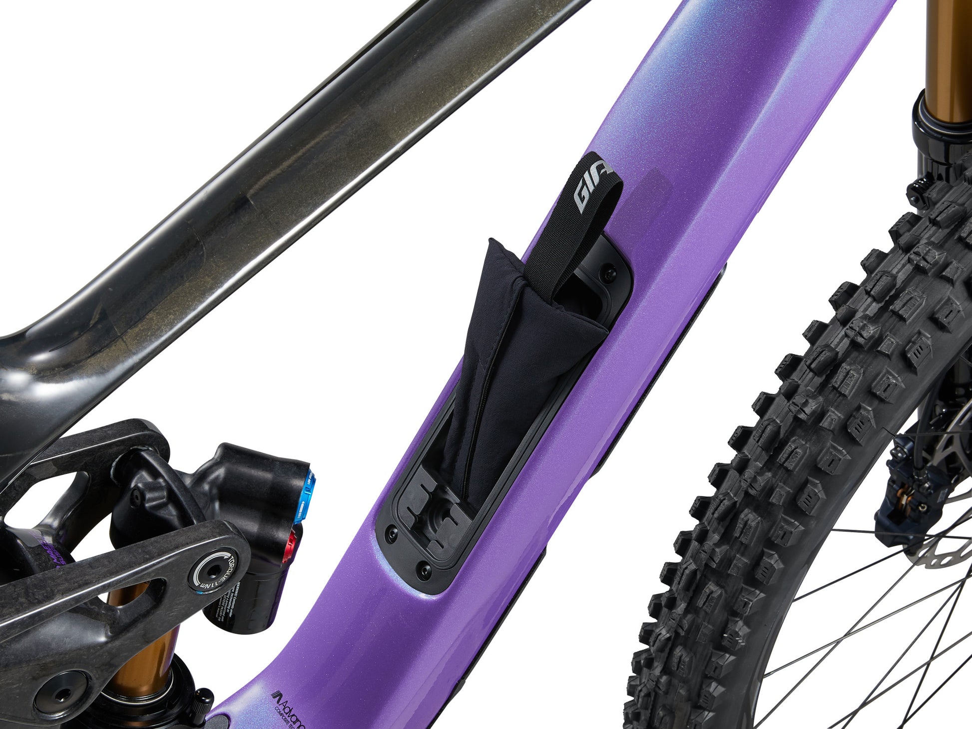 Giant Reign Advanced 1 2024 Digital Blurple