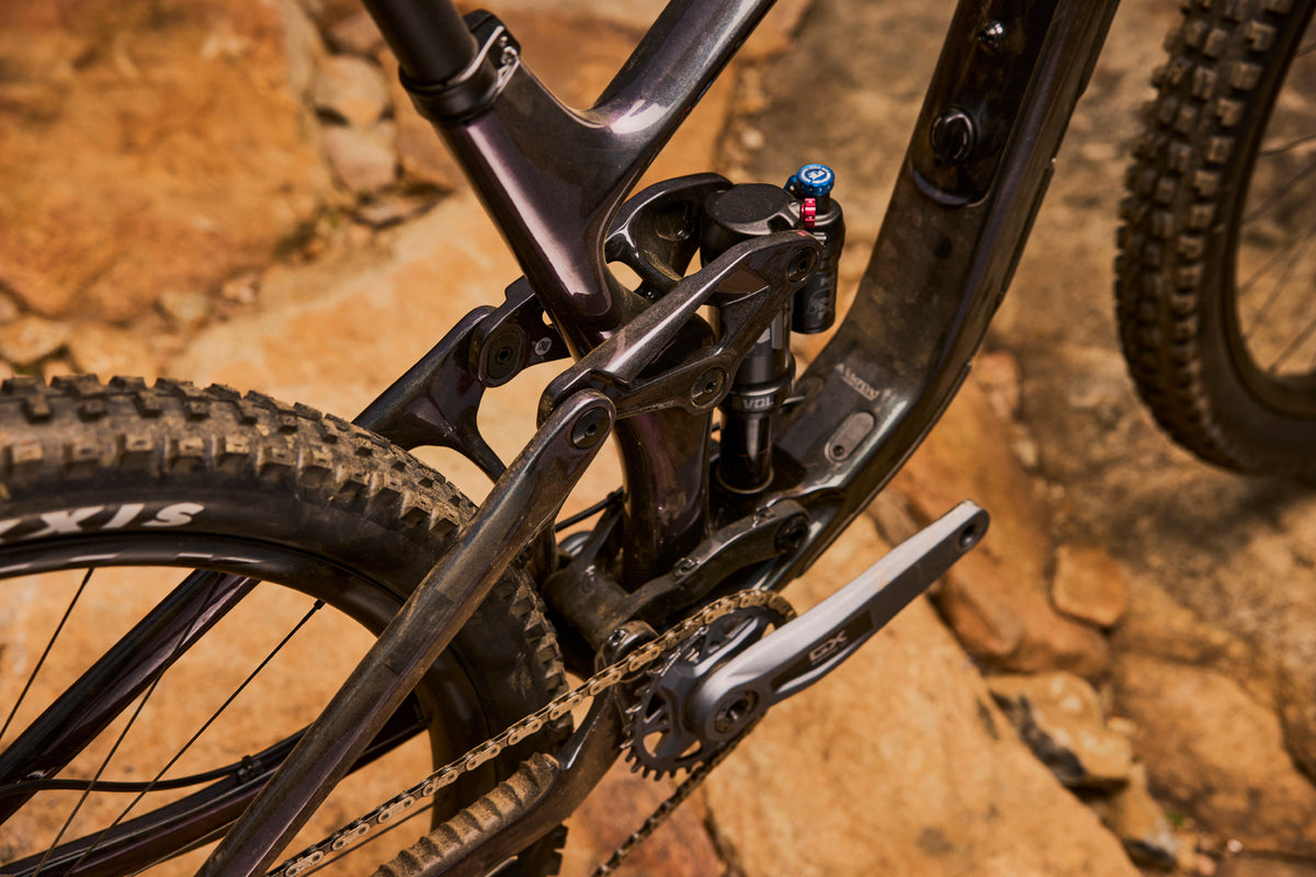 Giant Trance X Advanced 1 Arctic Light/Chrome - detaliu transmisie