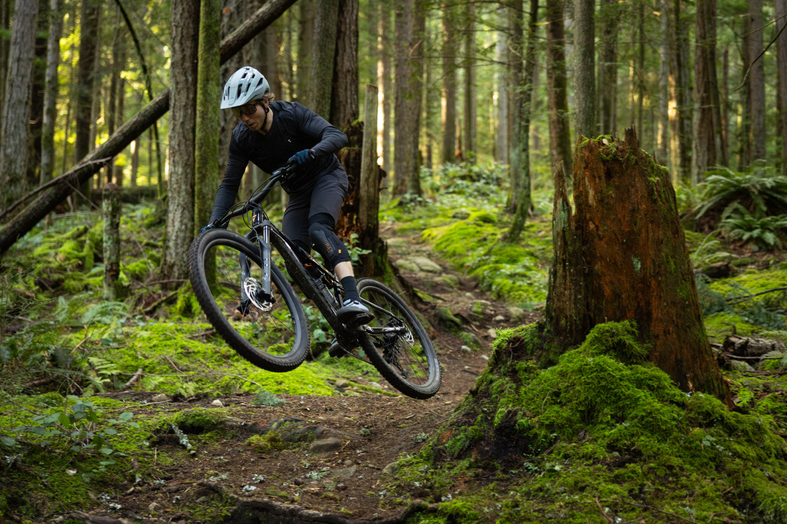Giant Stance 29 2026 - lifestyle trail 56