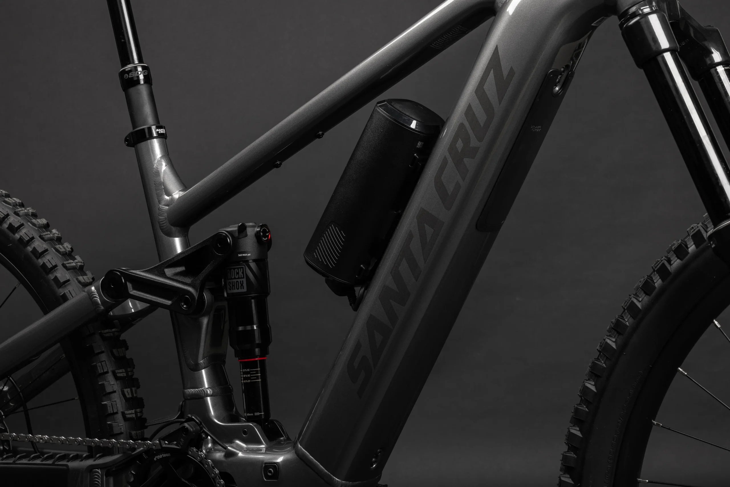 Bicicleta electrica MTB Santa Cruz VALA AL Deore