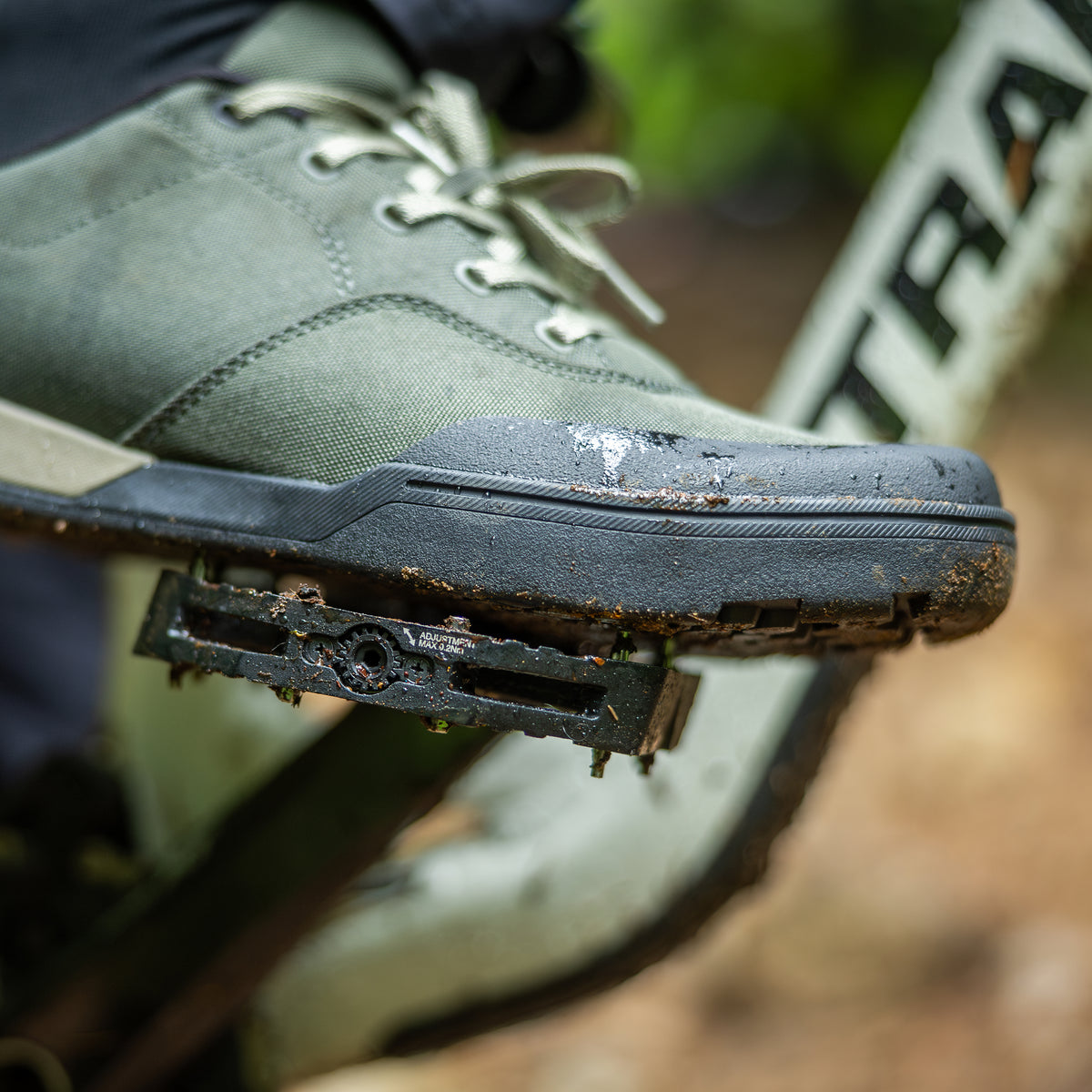 Pantof pe pedala plată Shimano Deore XT PD-M8240