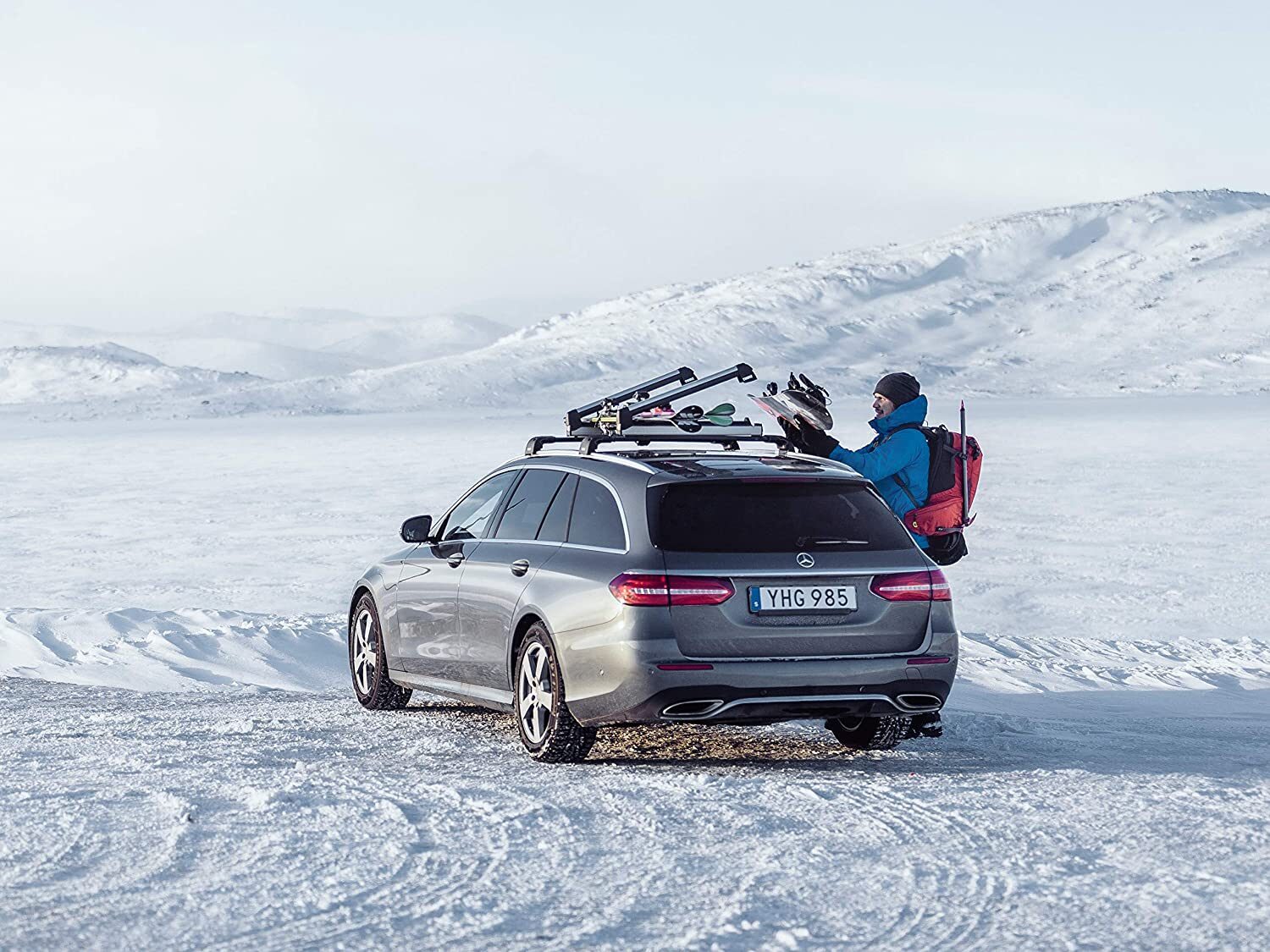Suport Auto Schiuri Thule 7324 SnowPack 4 Perechi 8 1