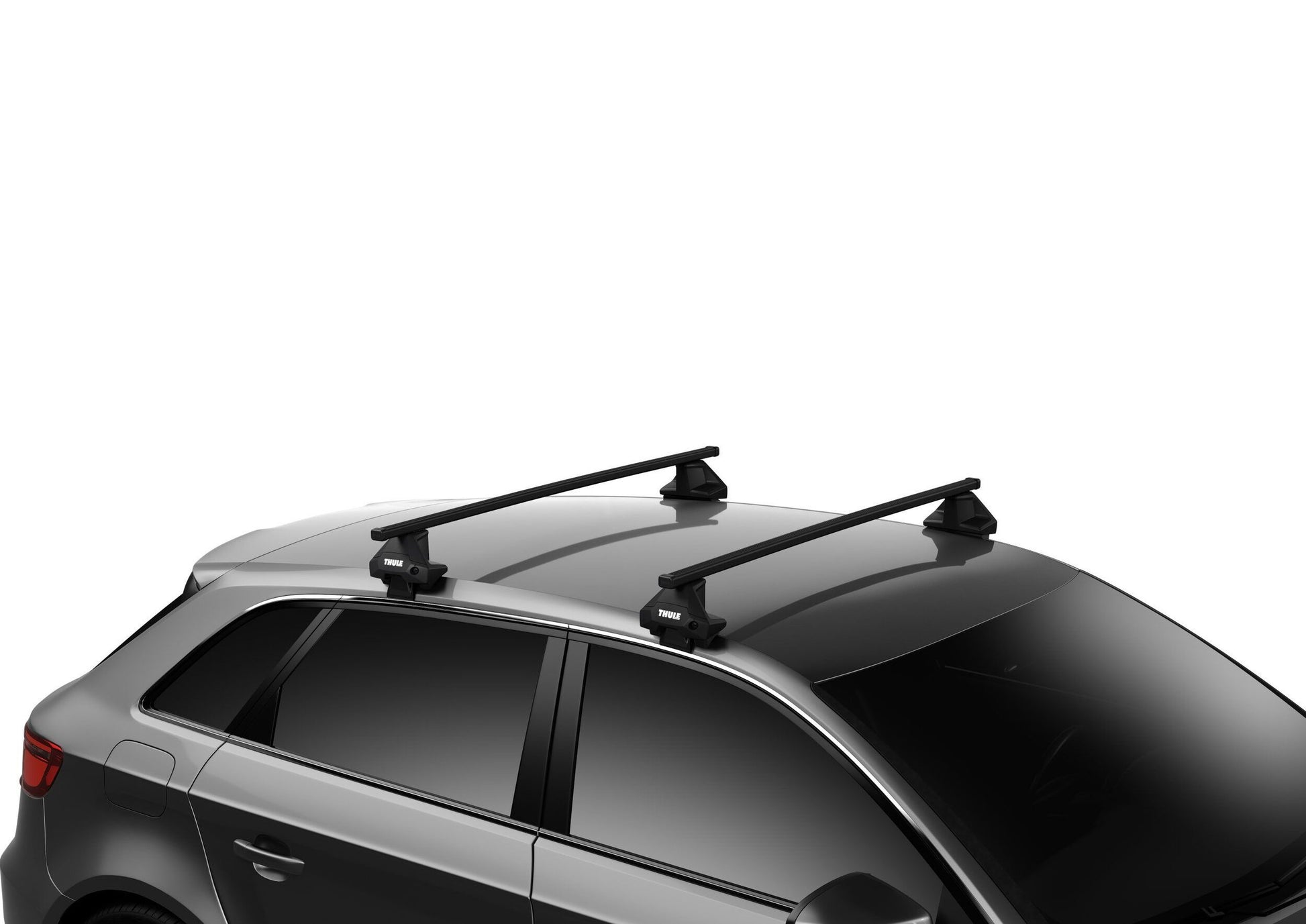 Thule Evo Clamp InUse OC USlock Squarebar copy scaled 3