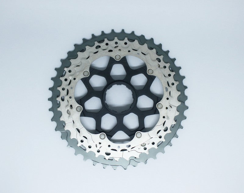 Pinion SHIMANO CS-M8000 32-37-42T pt. 11-42T