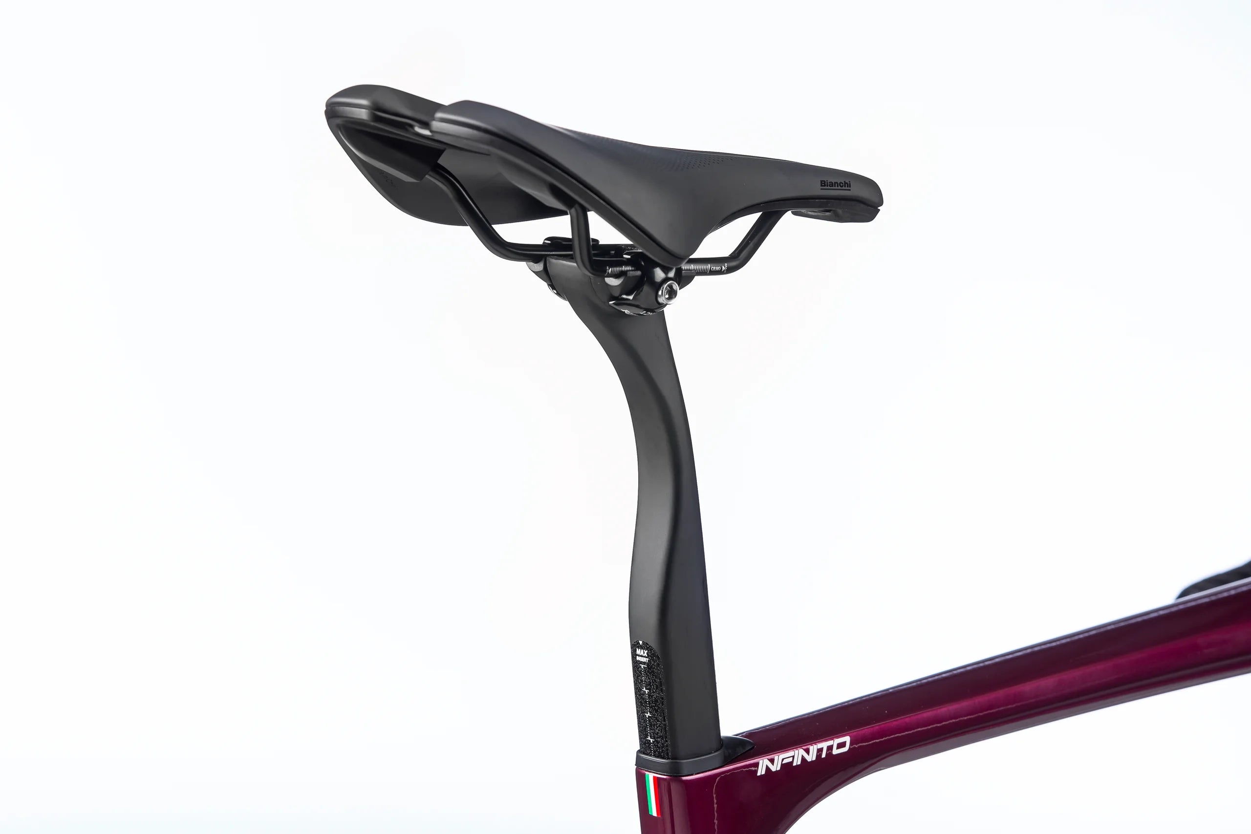 Bicicletă șosea BIANCHI INFINITO - 105 Di2 - Carbon 2026