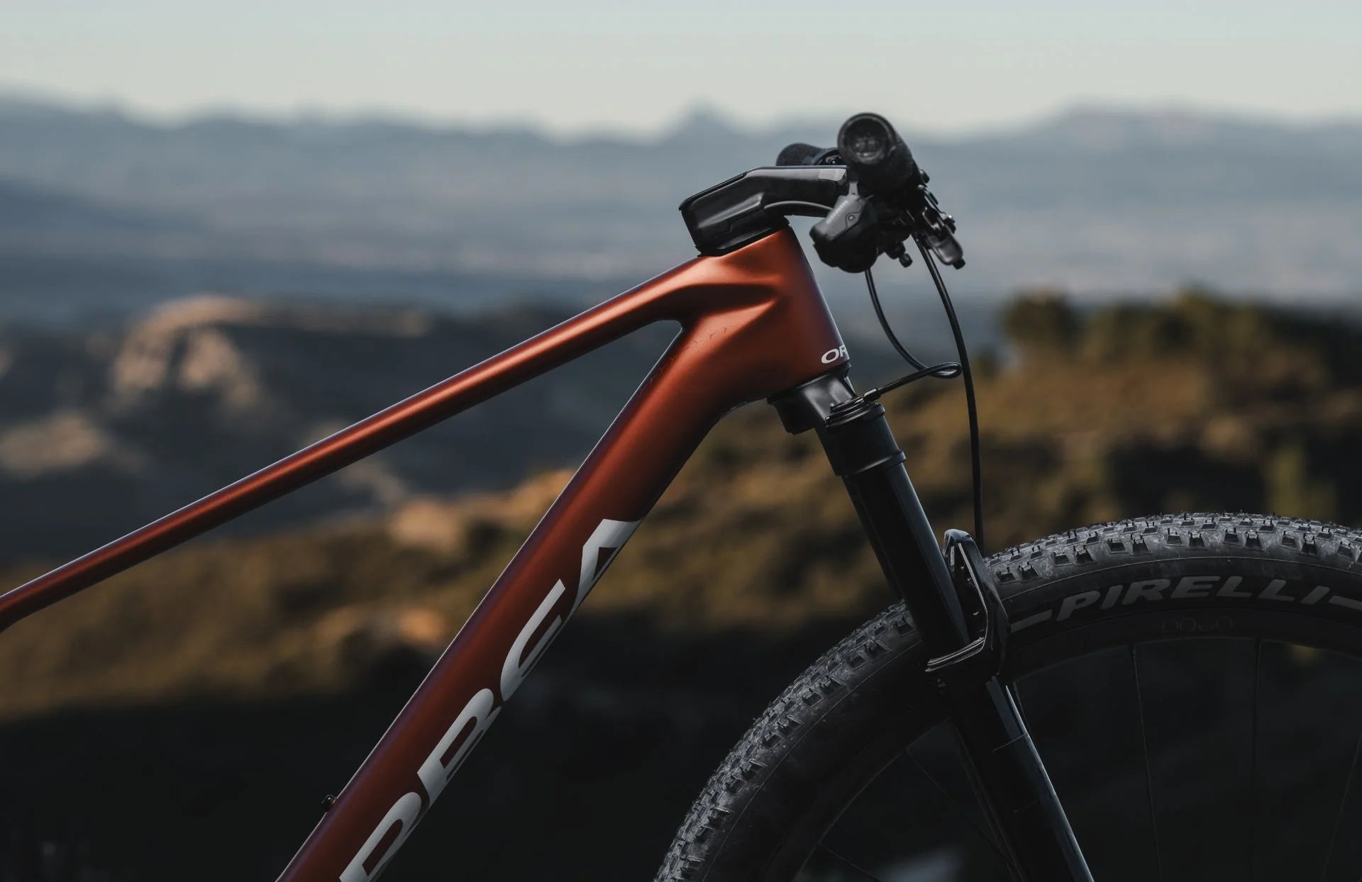 Bicicletă MTB XC ORBEA ALMA M-PRO