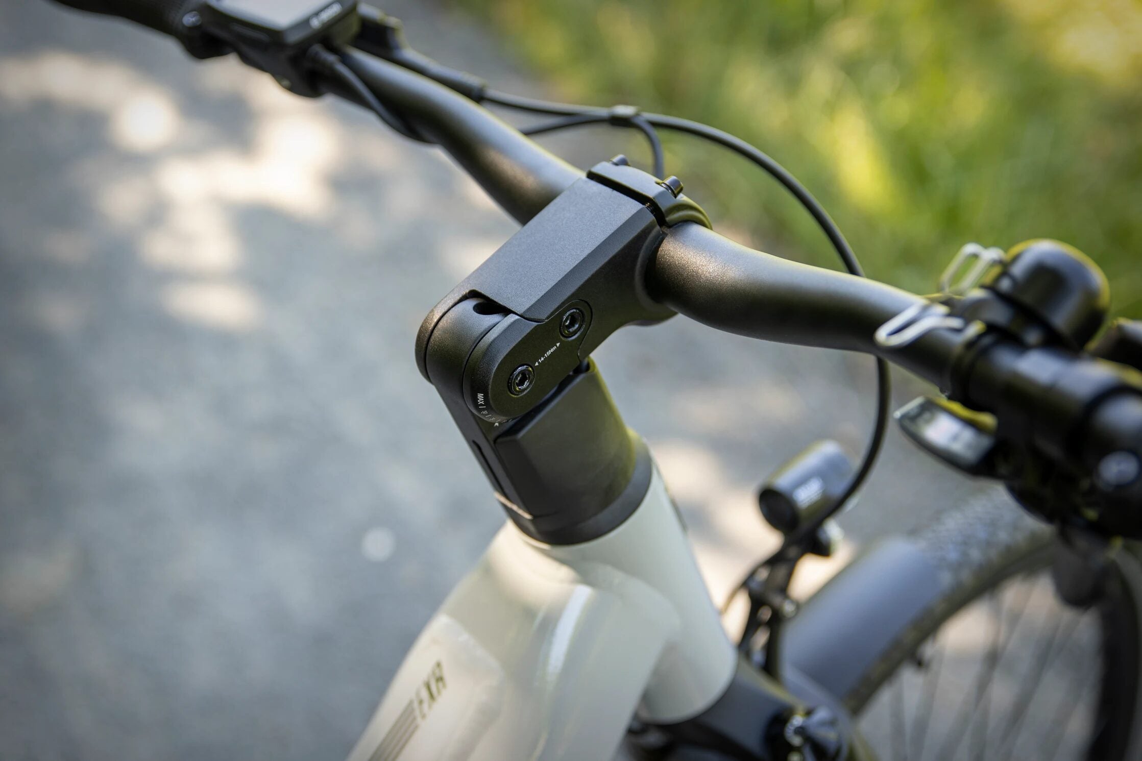 bicicleta electrica superior exr 6050 bl touring 28 gloss grey 180 m 1