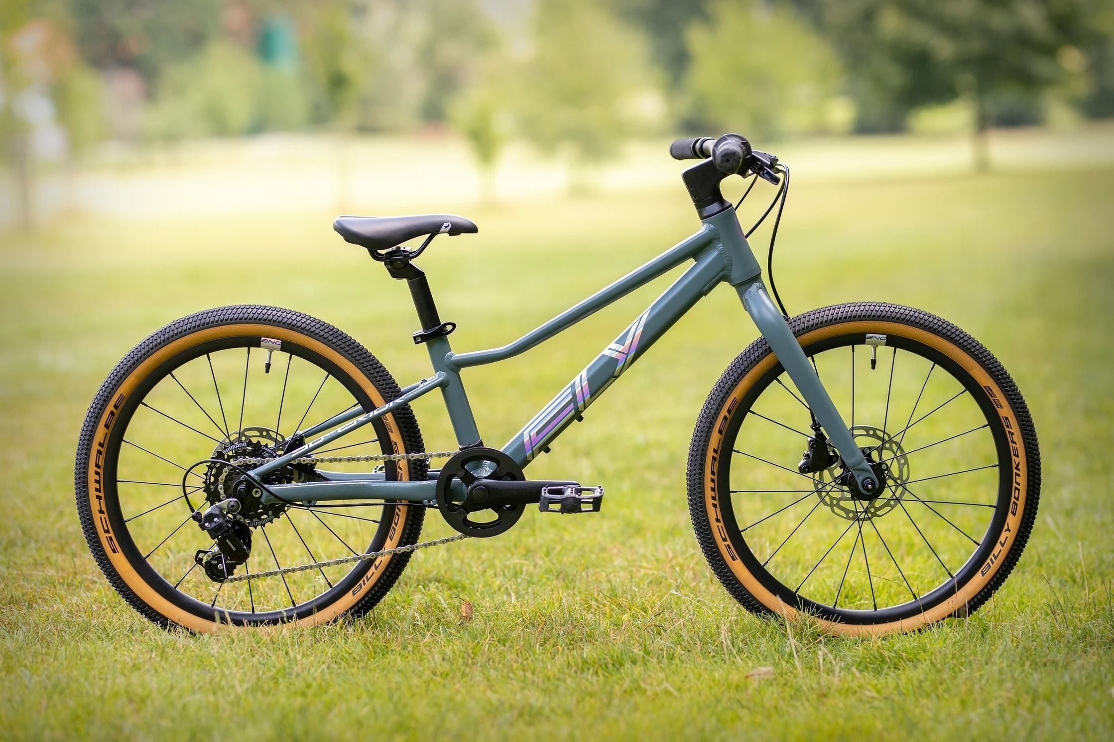 bicicleta superior fly 20 db matte trooper green hologram chrome 6