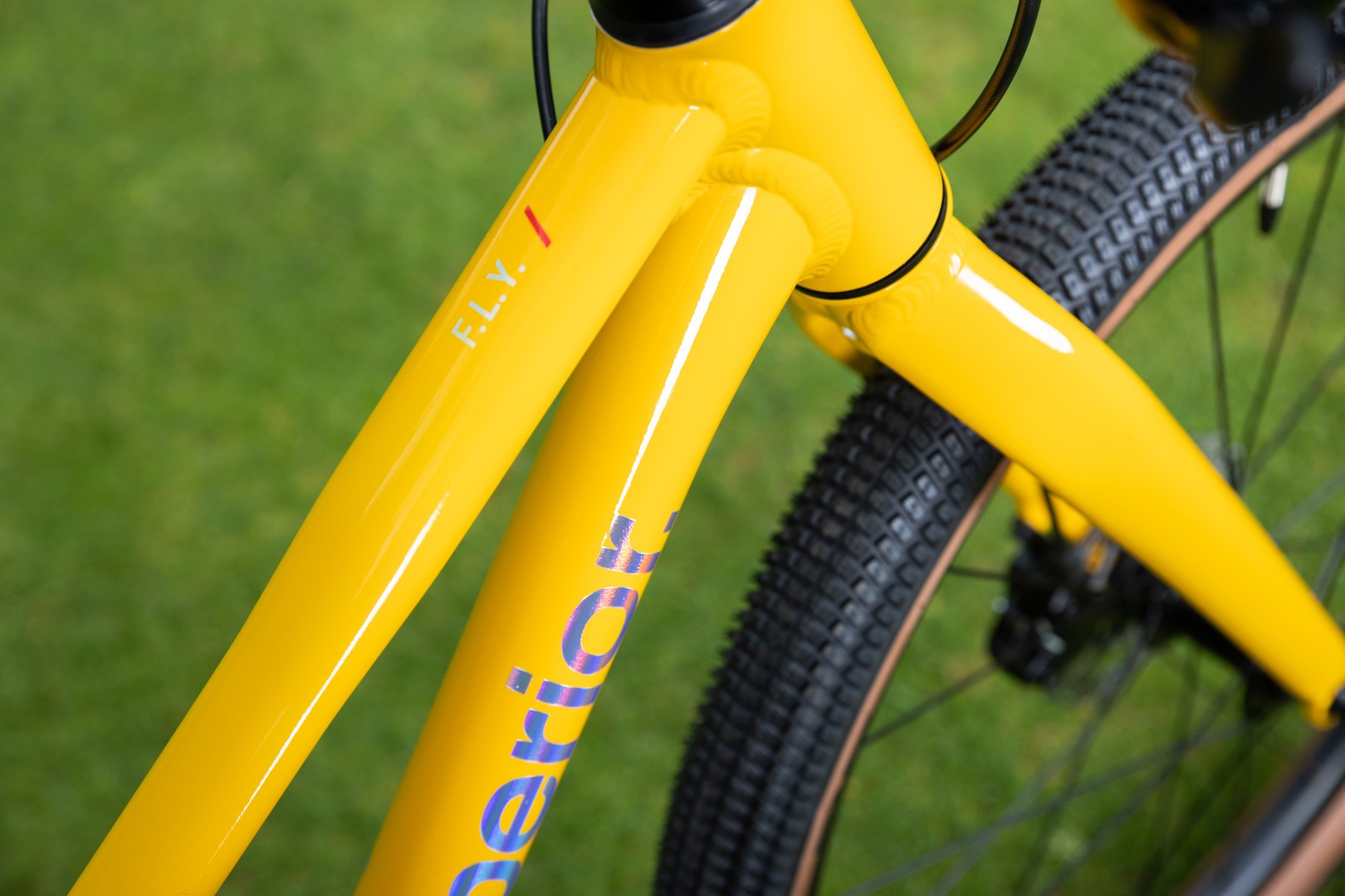 Bicicleta Superior F.L.Y. 24 24 Gloss Yellow