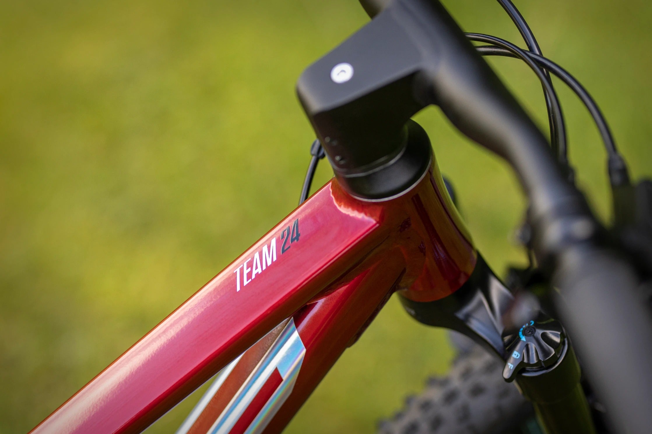 Bicicleta Superior Team 24 Gloss Dark Red/Hologram Chrome