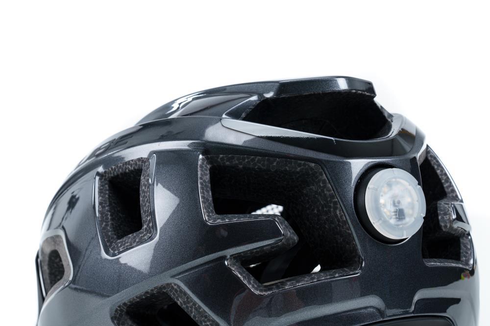 Casca CUBE Quest Glossy Iridium Black