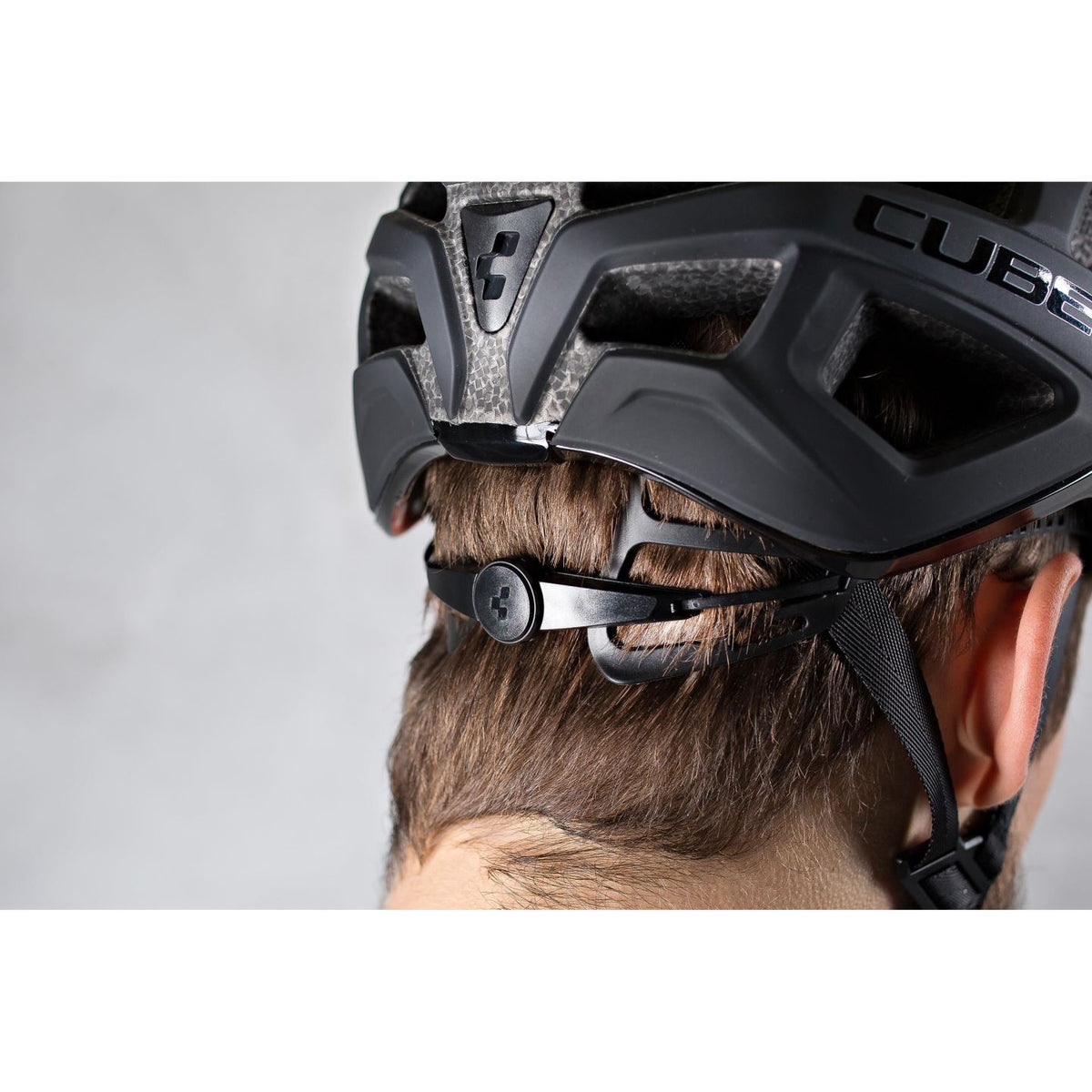 Casca CUBE Road Race Black