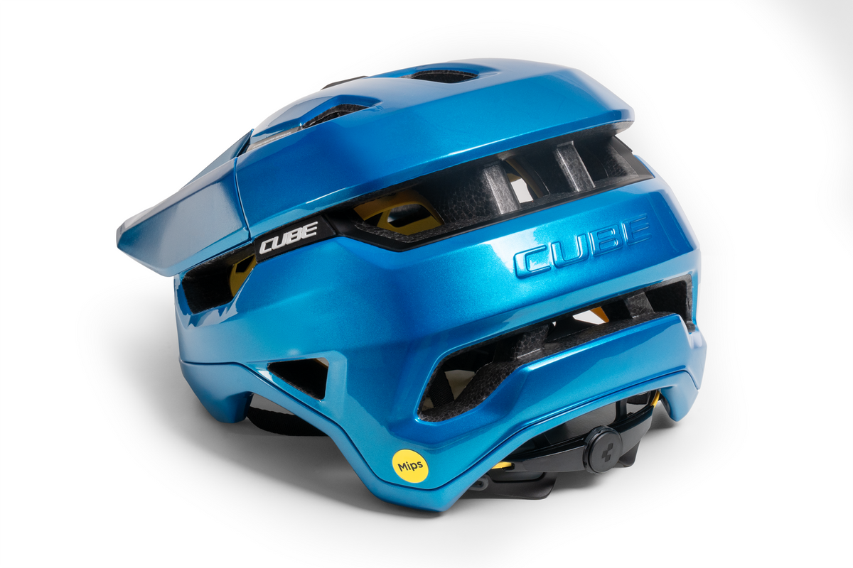 Casca CUBE Trooper x Actionteam