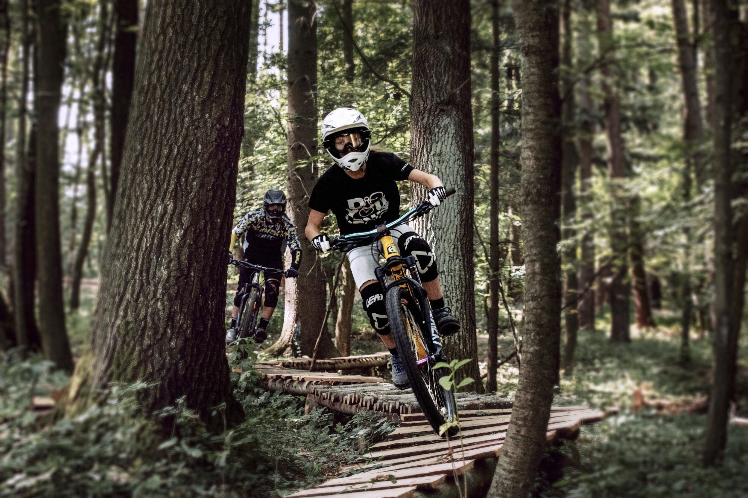 casca force downhill junior alb lucios s m 54 58 cm 6 scaled