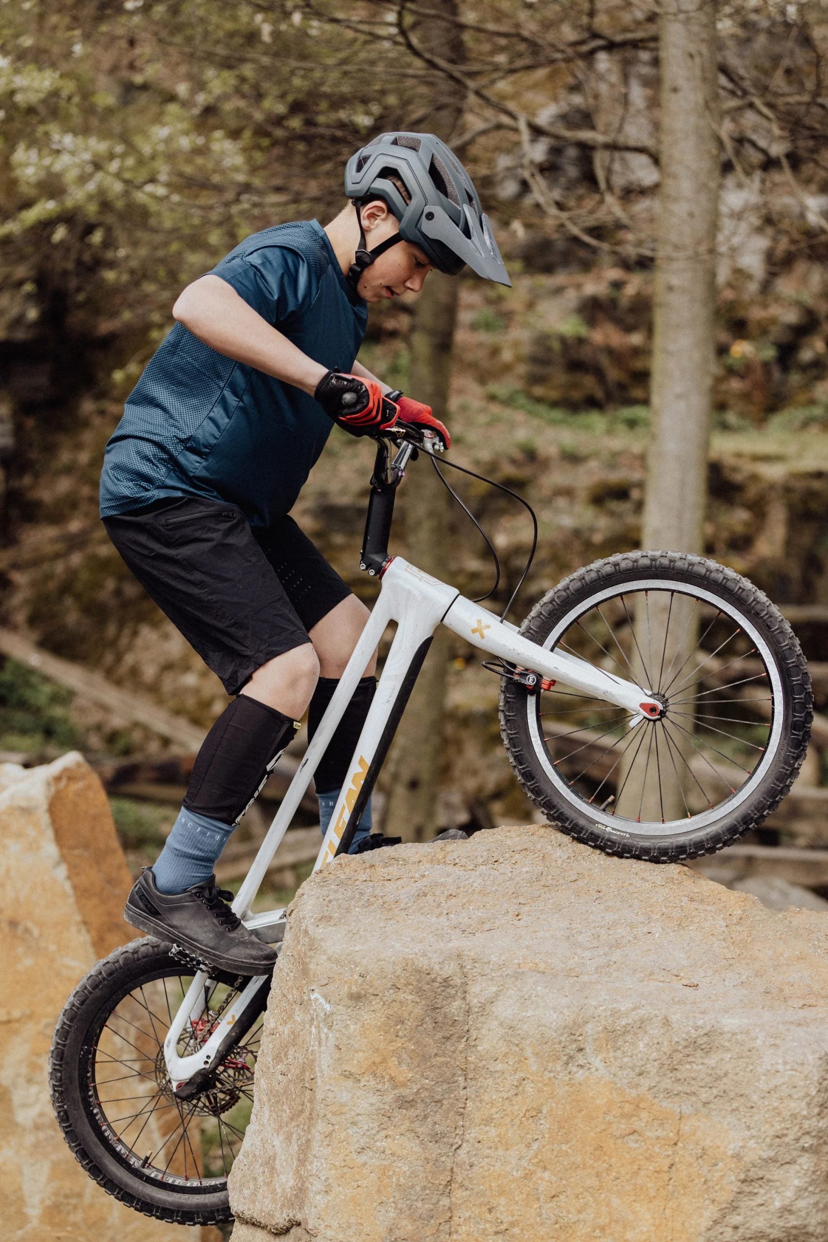 Casca Force TRAIL MTB, antracit L-XL