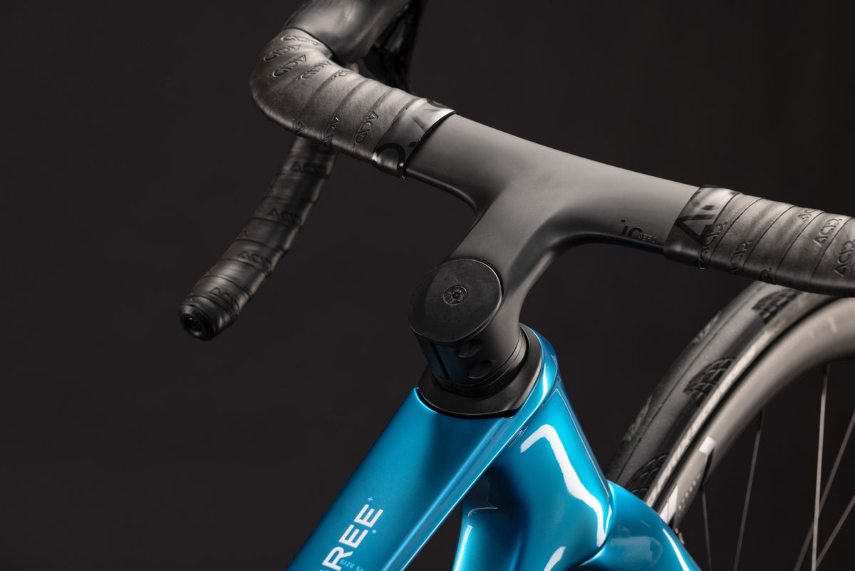 CUBE Agree C:62 Race chromeblue n liquidblue