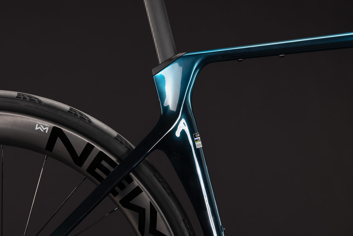 CUBE Agree C:62 Race chromeblue n liquidblue