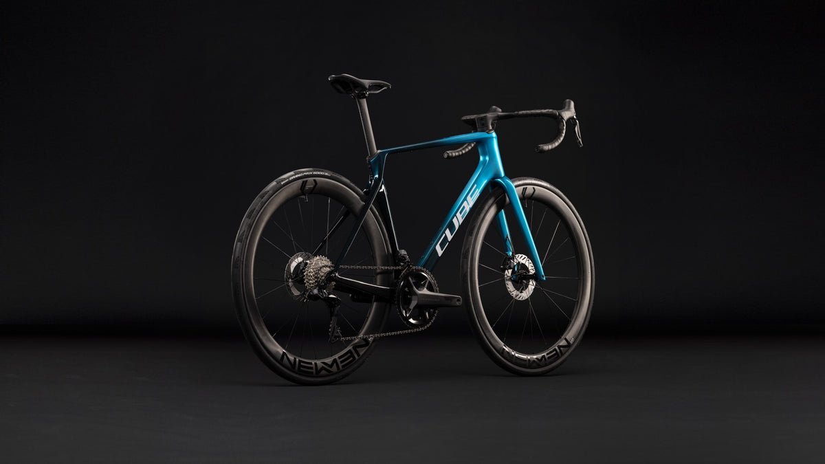 CUBE Agree C:62 Race chromeblue n liquidblue