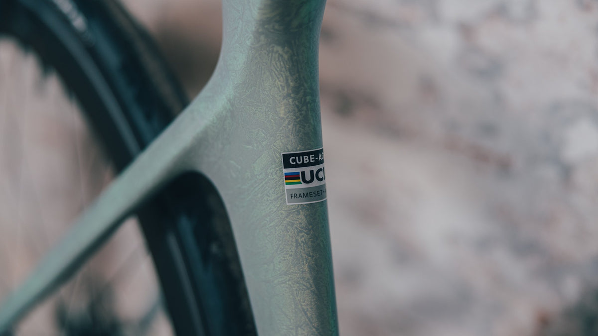 CUBE Agree C:62 SLT AXS stormyopal n black