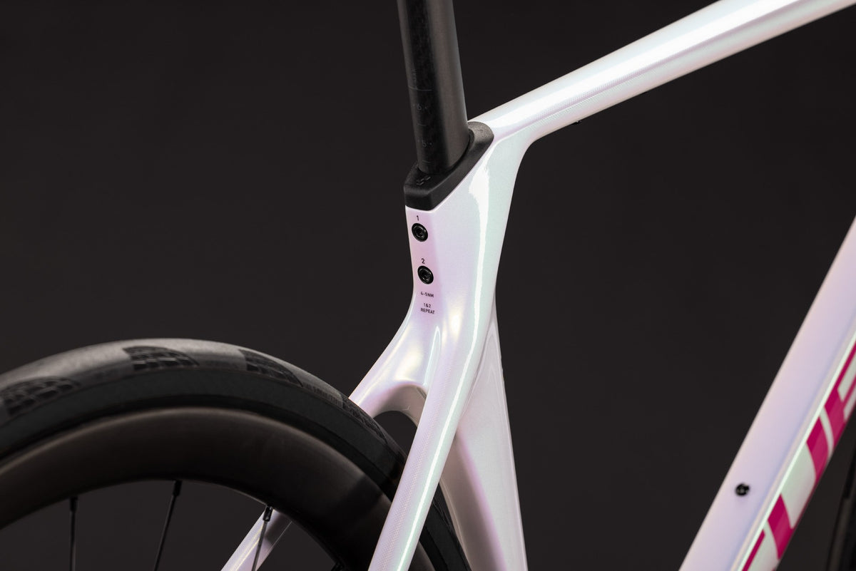 CUBE Agree C:62 SLX unicorn n pink