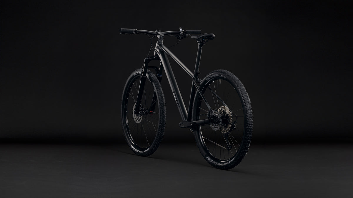 CUBE Aim SLT soot n black