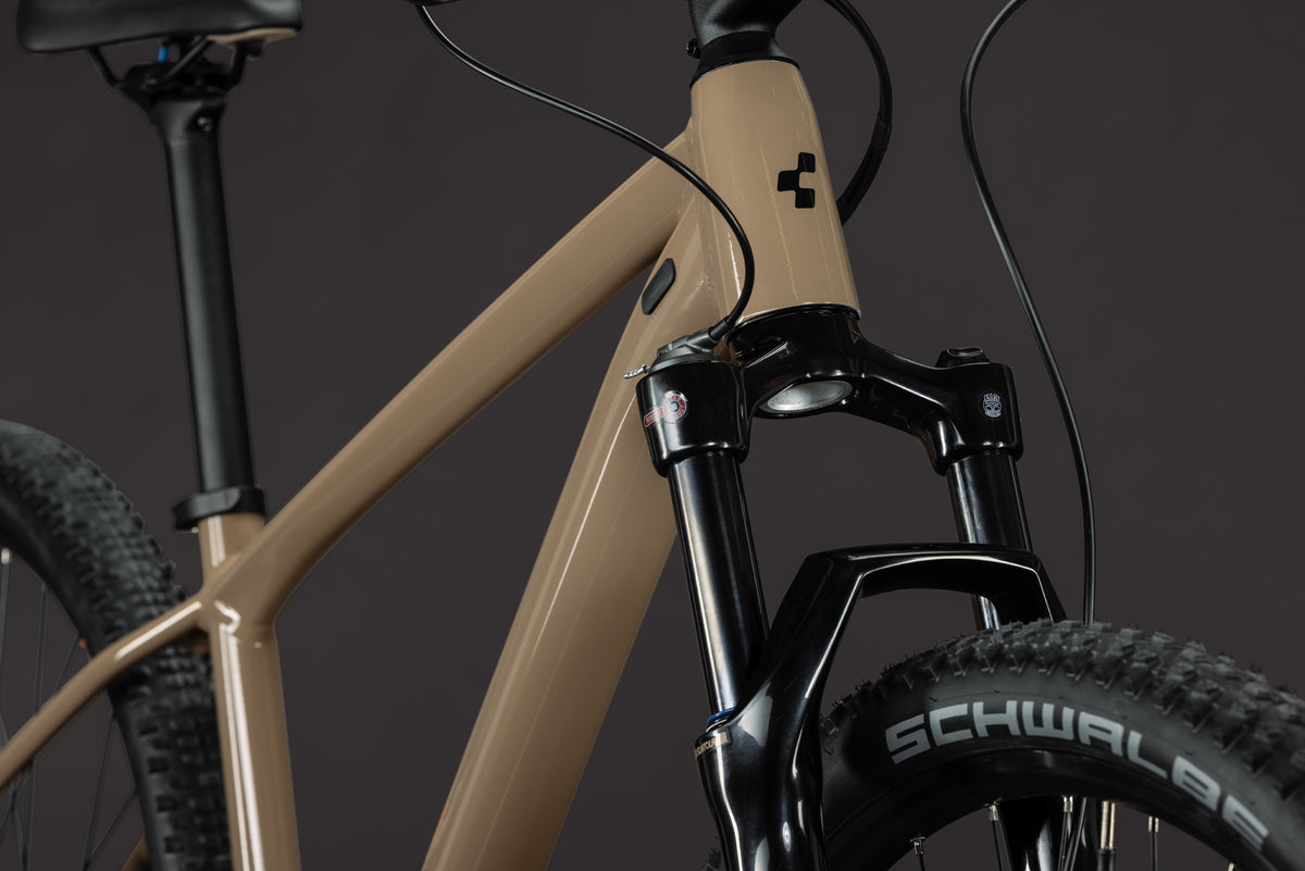 CUBE Aim SLT cappuccino n black