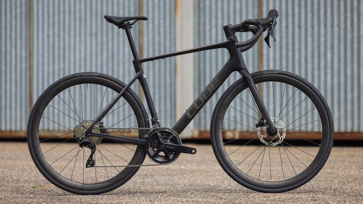 CUBE Attain C:62 Race carbon n coalchrome