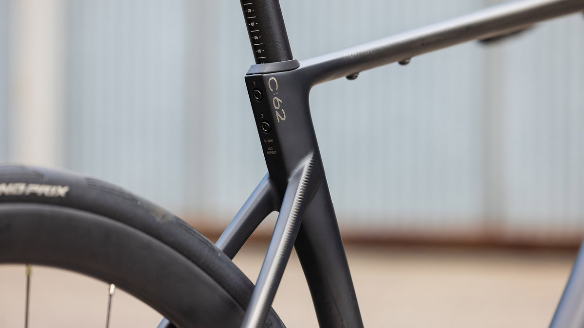 CUBE Attain C:62 Race carbon n coalchrome