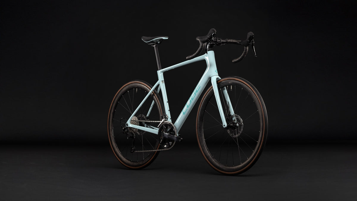 CUBE Attain C:62 Race frostymint n mint