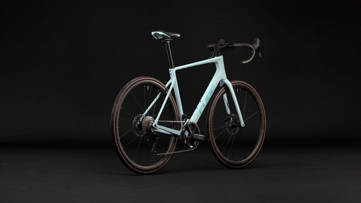 CUBE Attain C:62 Race frostymint n mint