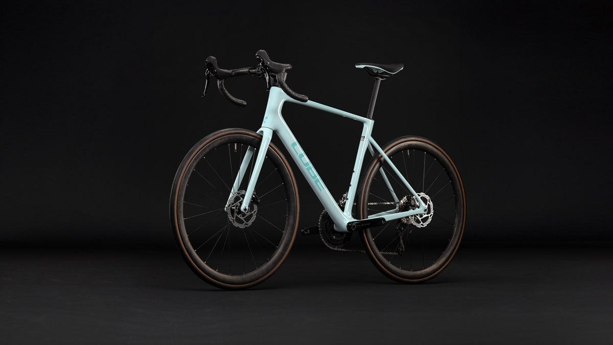 CUBE Attain C:62 Race frostymint n mint