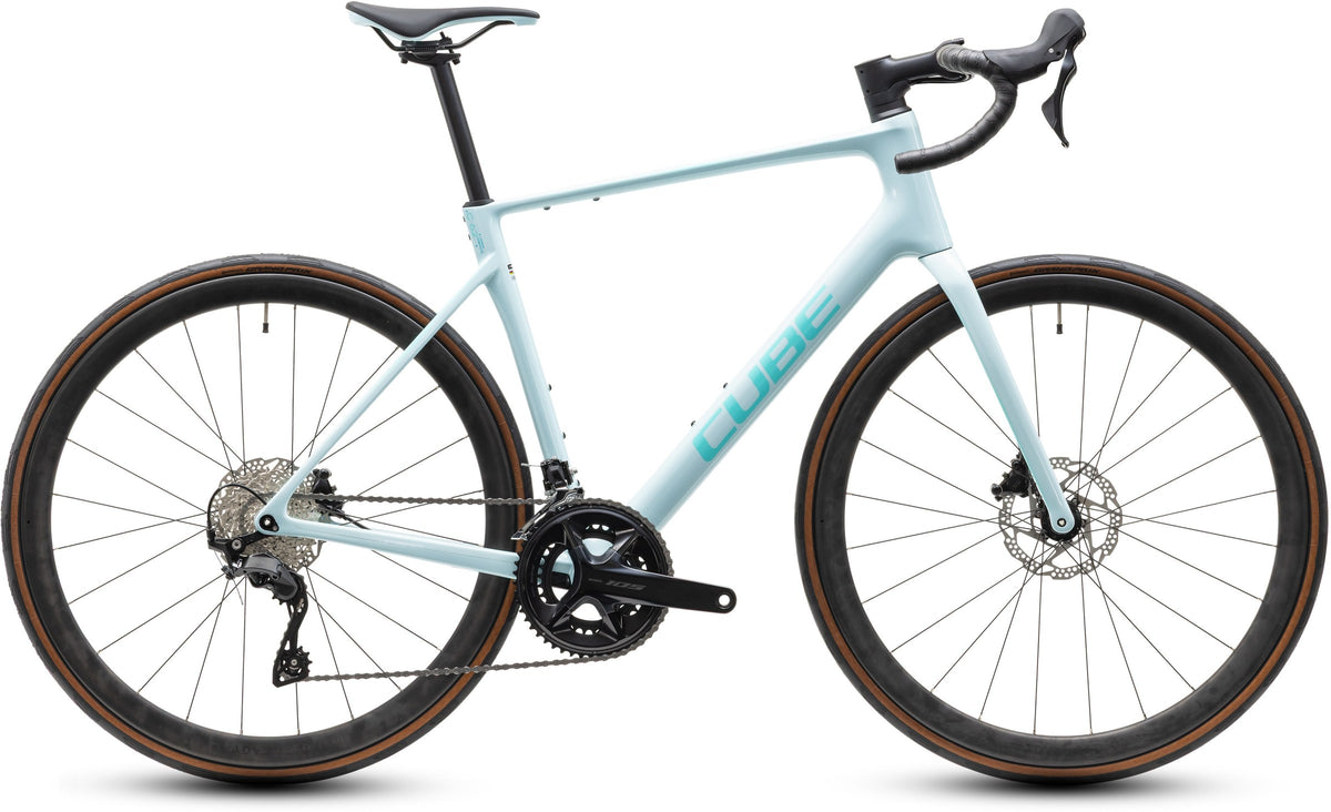 CUBE Attain C:62 Race frostymint n mint