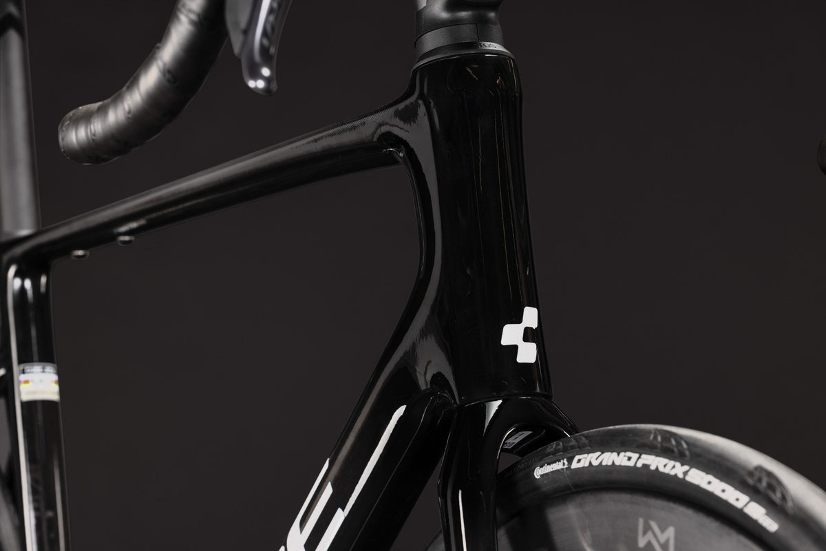 CUBE Attain C:62 SLT carbon n white