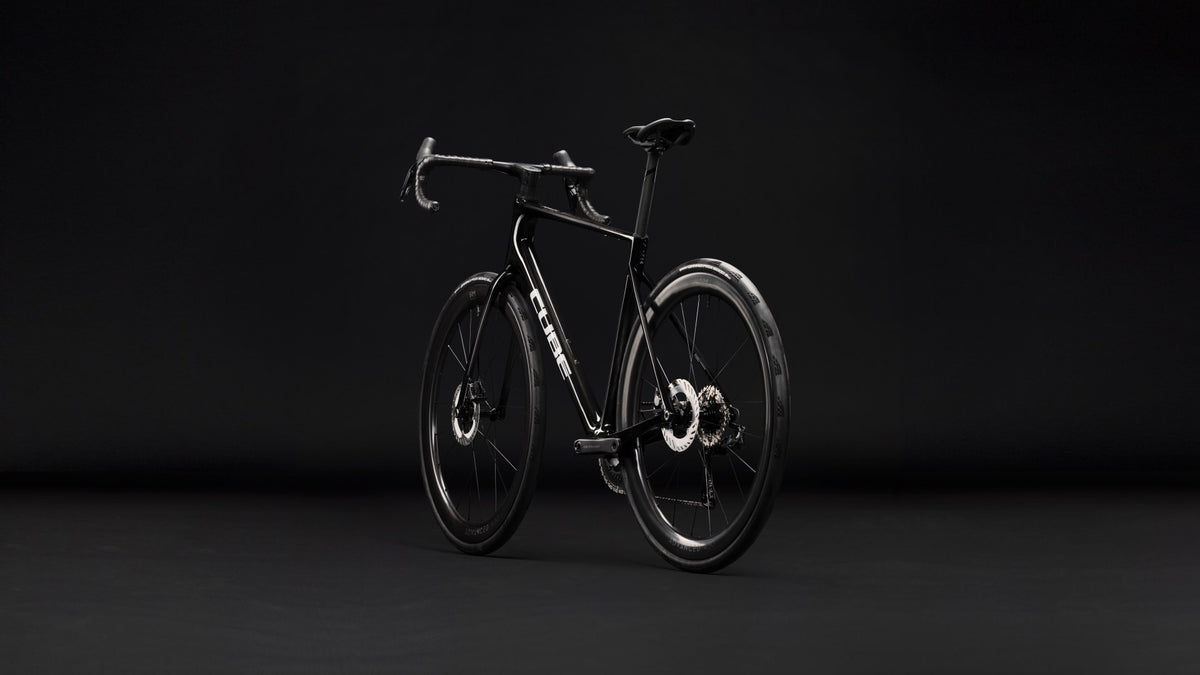CUBE Attain C:62 SLT carbon n white