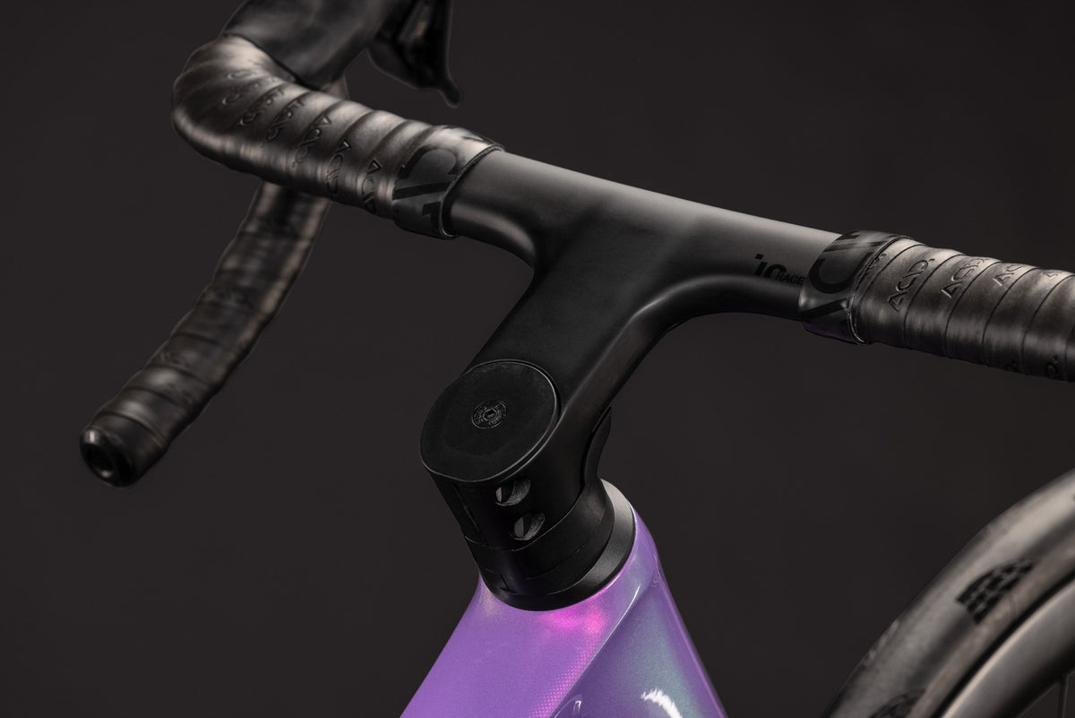 CUBE Attain C:62 SLT cosmicpurple n black