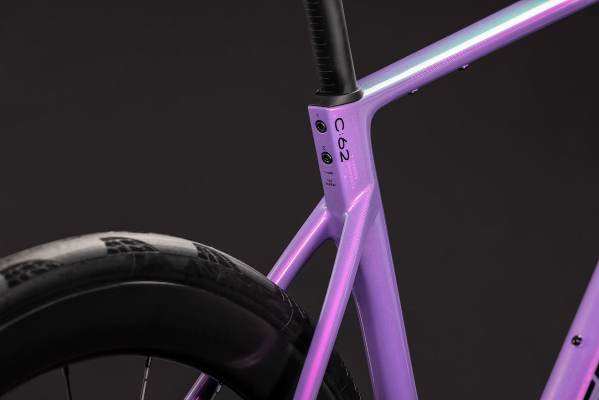 CUBE Attain C:62 SLT cosmicpurple n black