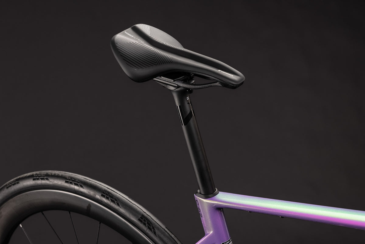 CUBE Attain C:62 SLT cosmicpurple n black
