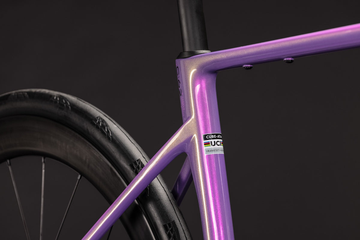 CUBE Attain C:62 SLT cosmicpurple n black