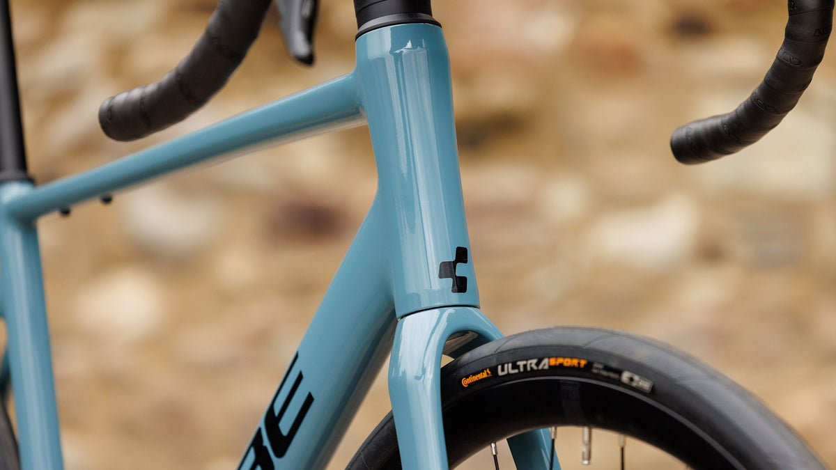 CUBE Attain Pro surfblue n black