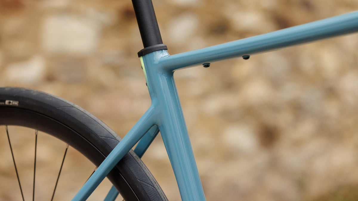 CUBE Attain Pro surfblue n black