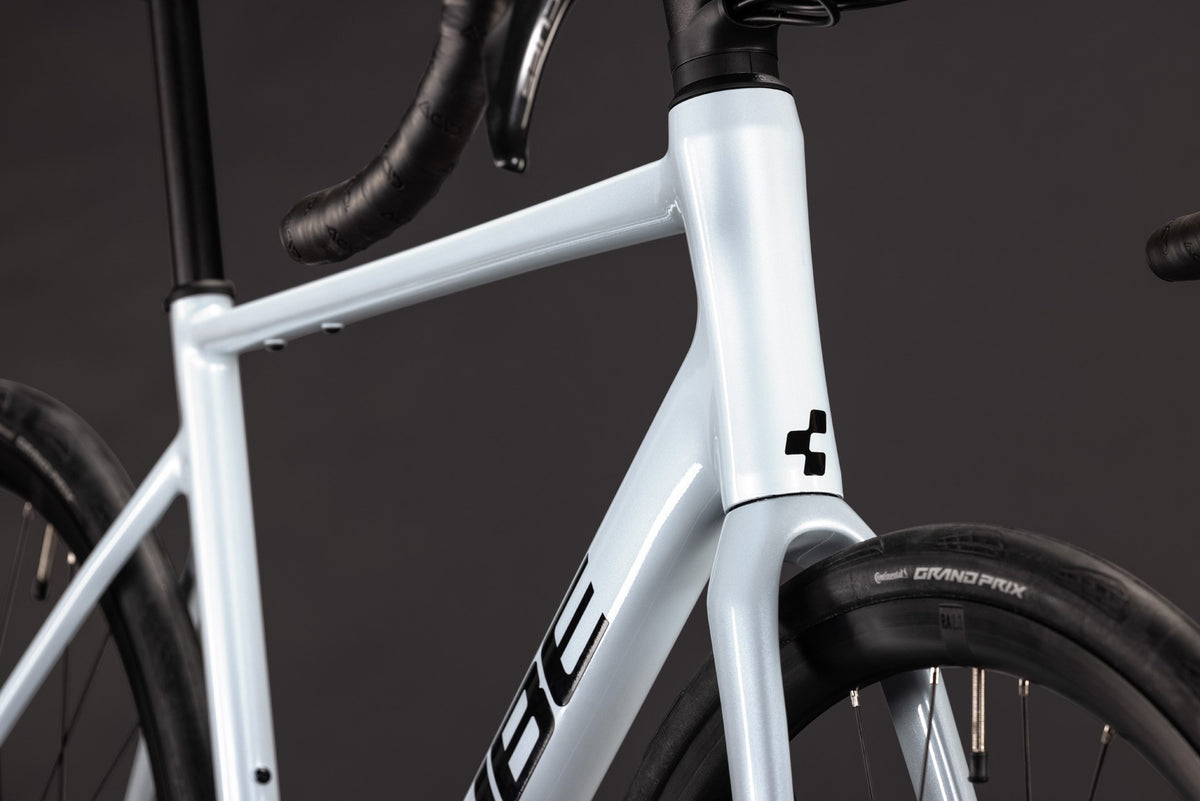 CUBE Attain Race glacier n black